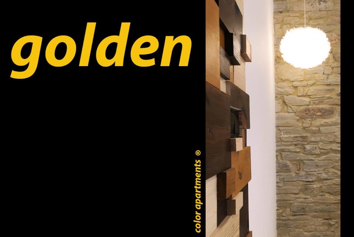 סנטיאגו דה קומפוסטלה Golden & White Home מראה חיצוני תמונה